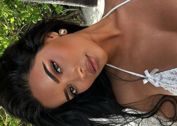 Como Fazer a Maquiagem Durar 12 Horas em Eventos de Casamento na Praia (Produtos Waterproof de Alto Padrão)