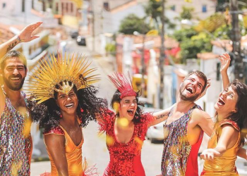 Como Evitar Multidões no Carnaval: Horários e Lugares Secretos para 2026