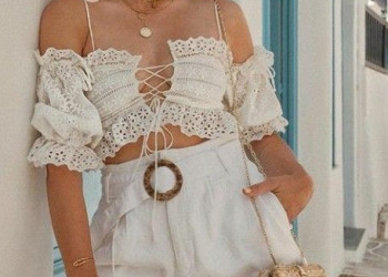 Réveillon na Praia 2026: 15 Looks Leves e Fresquinhos para Brilhar na Areia